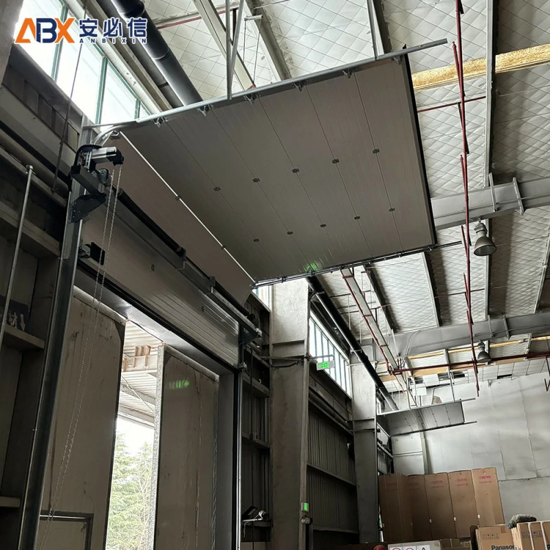阿拉尔垂直提升门